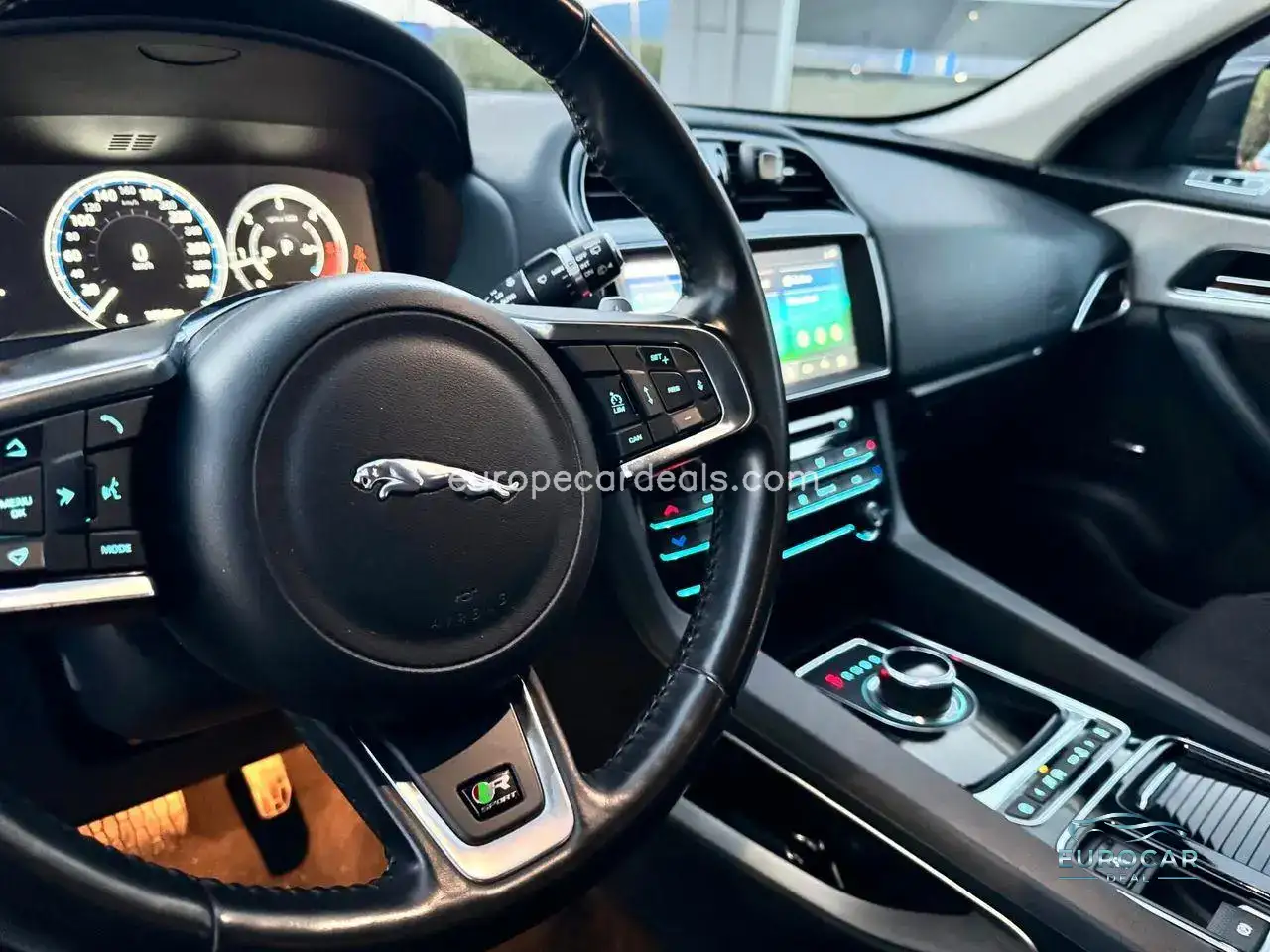 Jaguar F-Pace