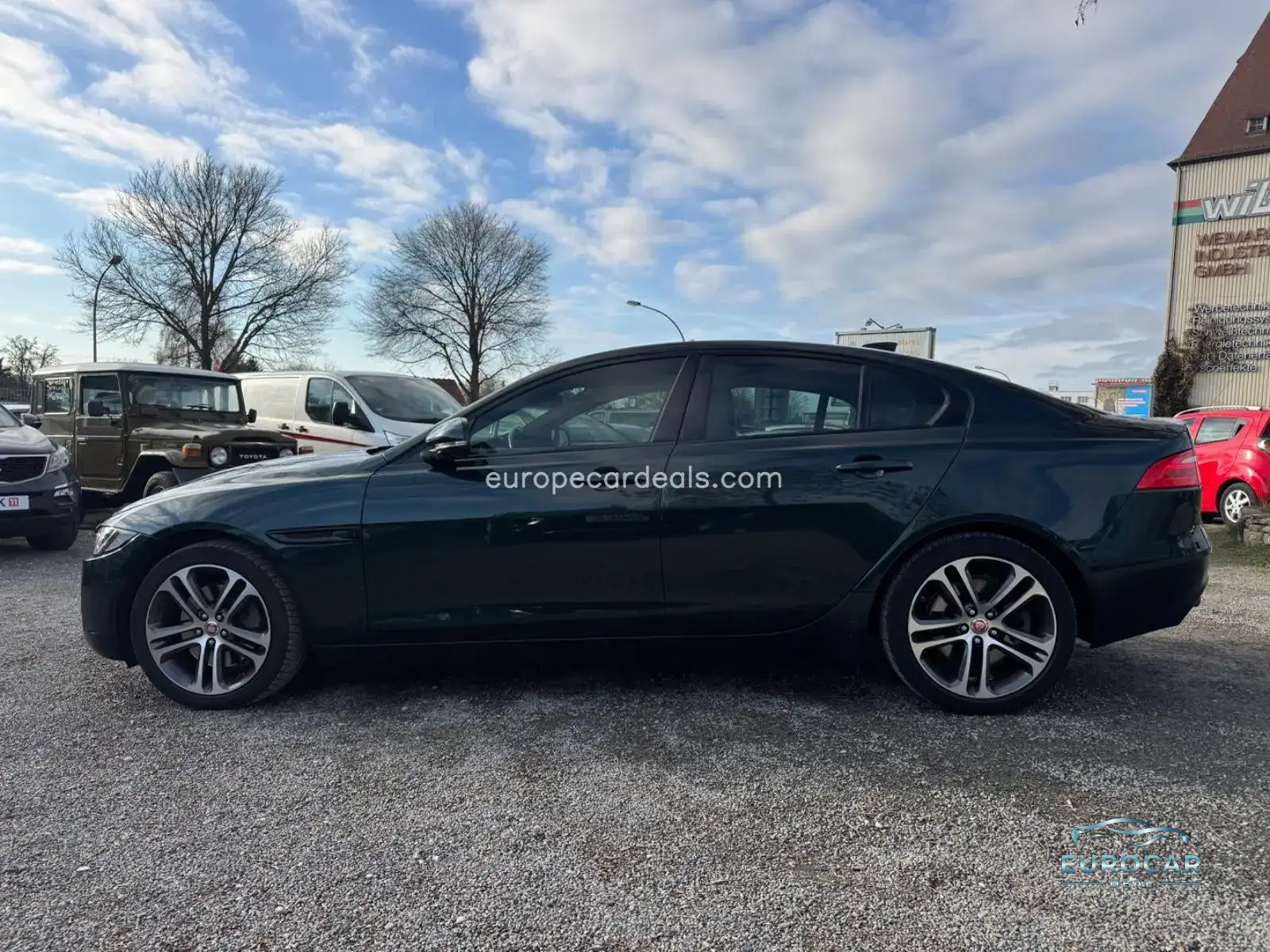 Jaguar XE
