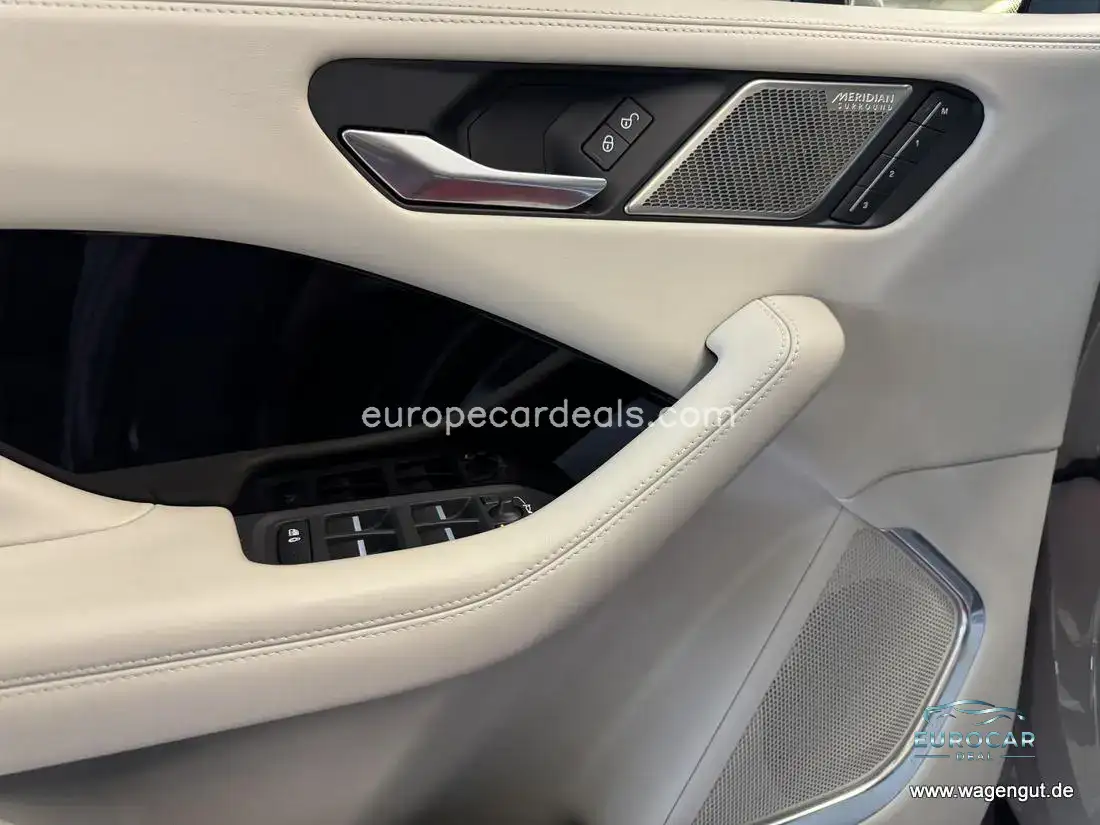 Jaguar I-Pace