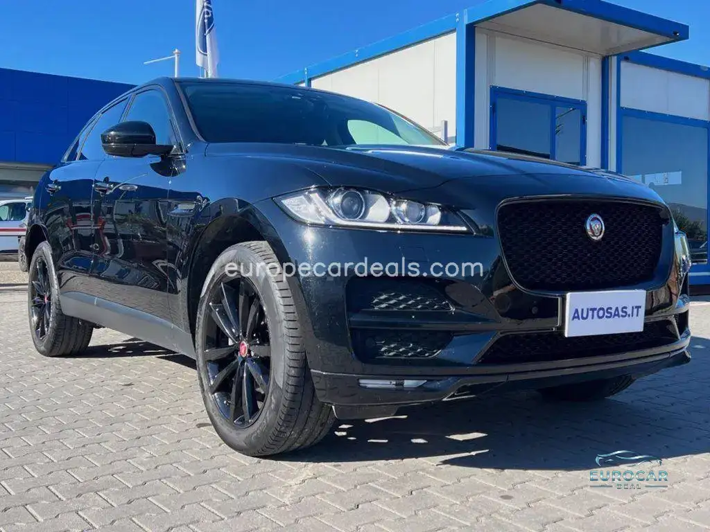 Jaguar F-Pace