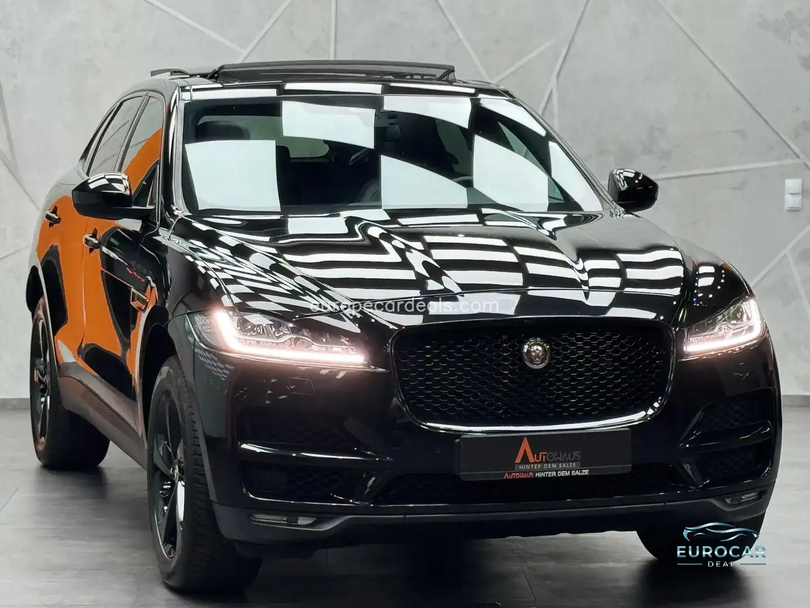 Jaguar F-Pace