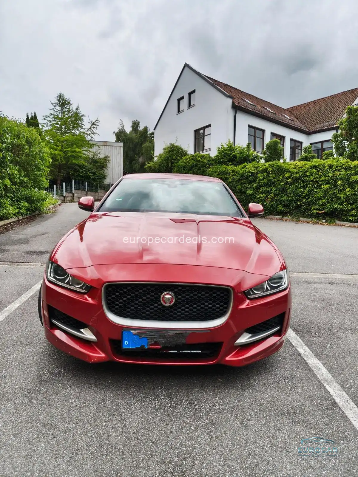 Jaguar XE