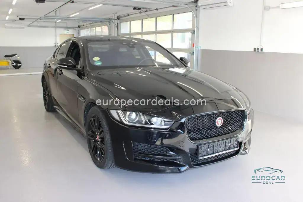 Jaguar XE