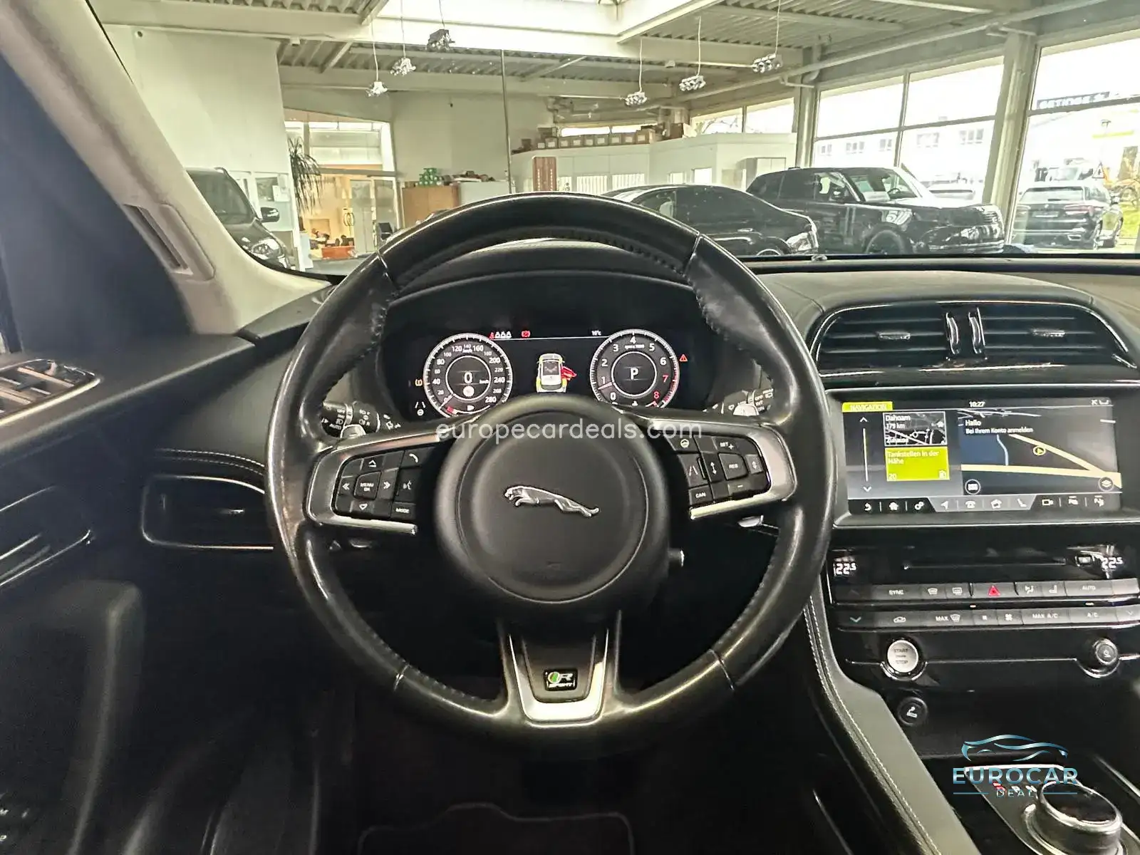 Jaguar F-Pace
