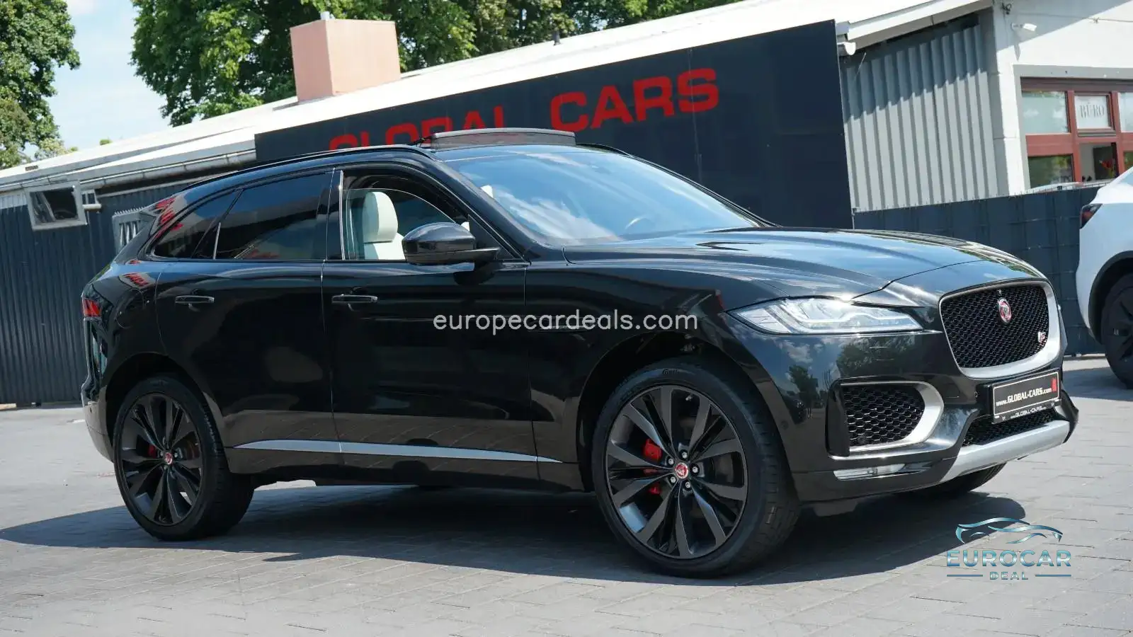 Jaguar F-Pace