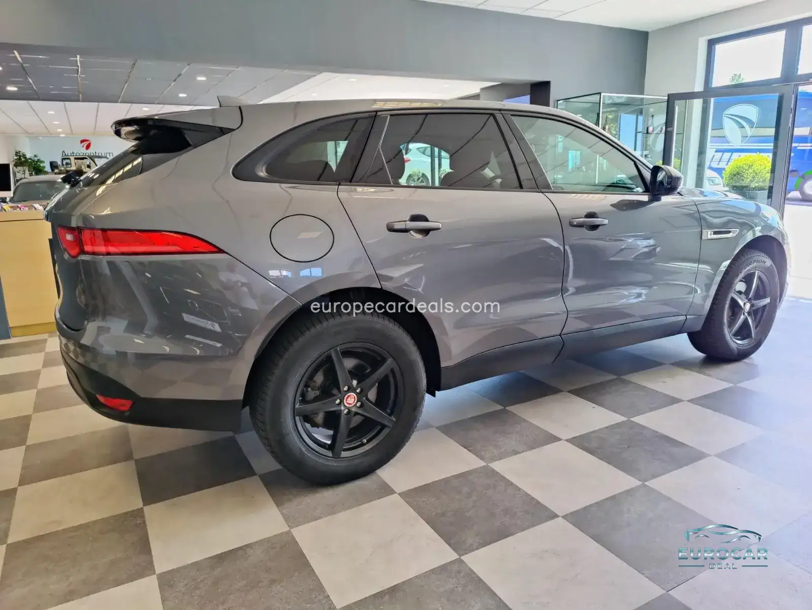 Jaguar F-Pace
