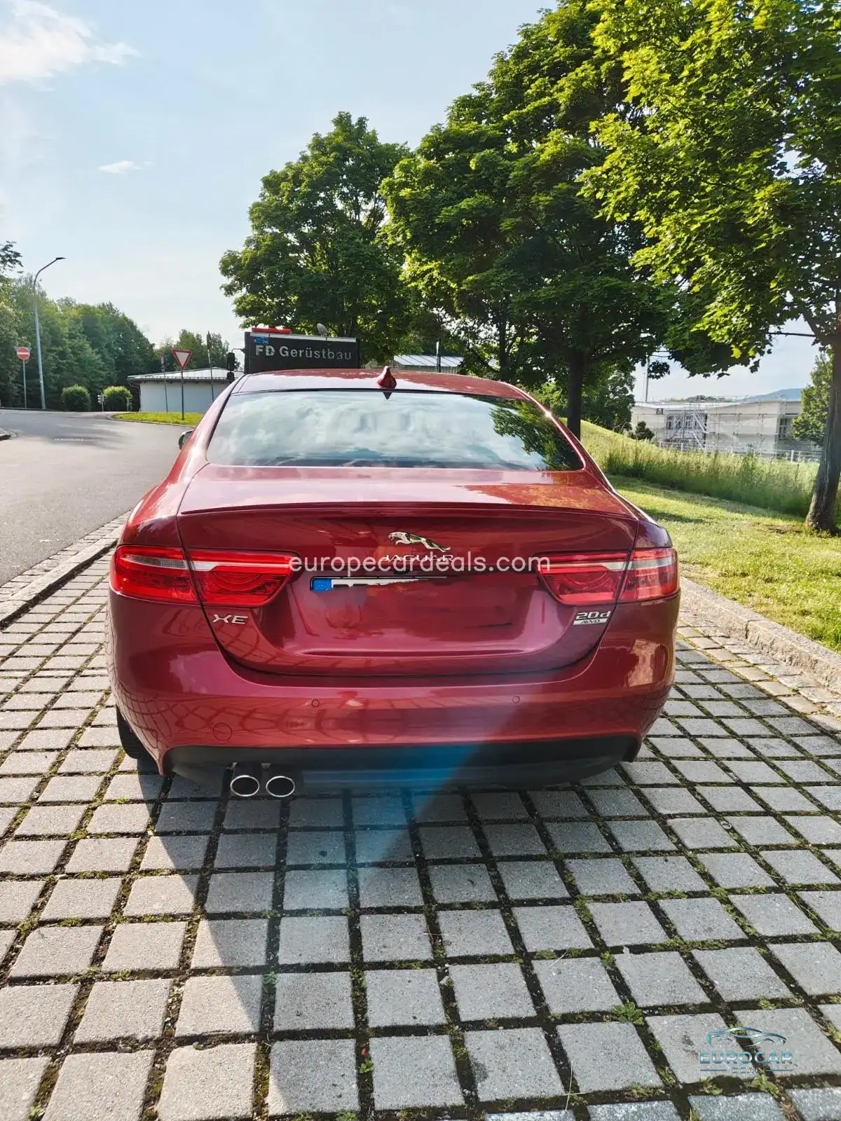 Jaguar XE