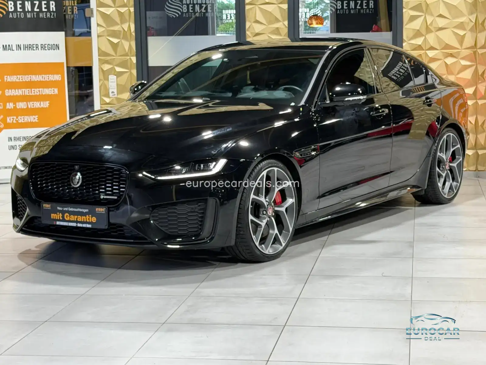 Jaguar XE
