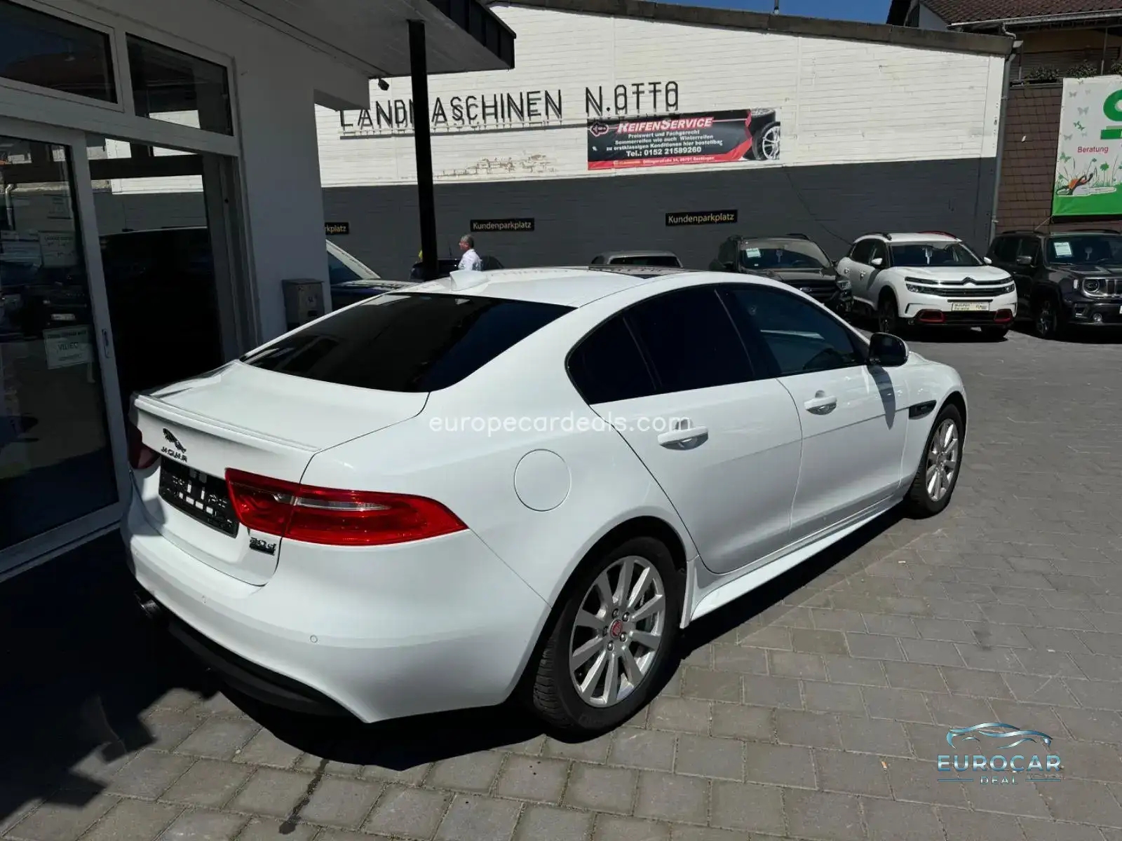 Jaguar XE