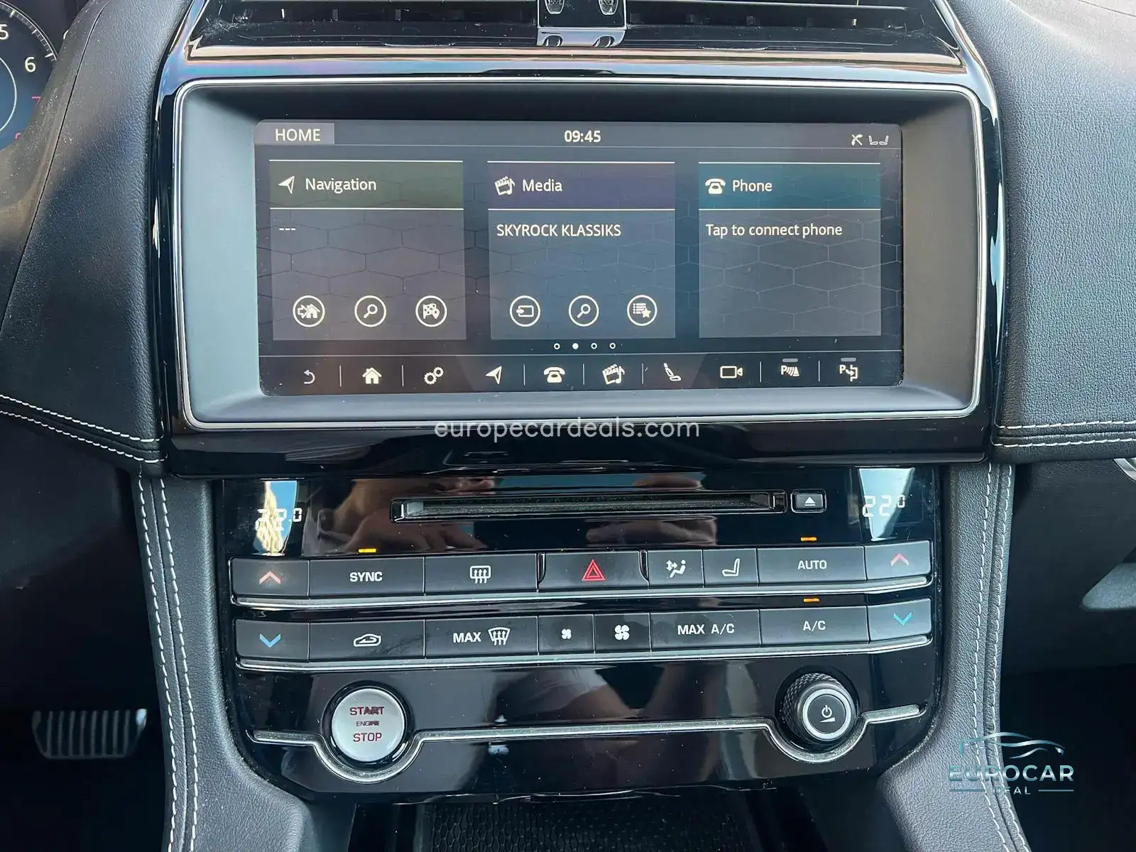 Jaguar F-Pace