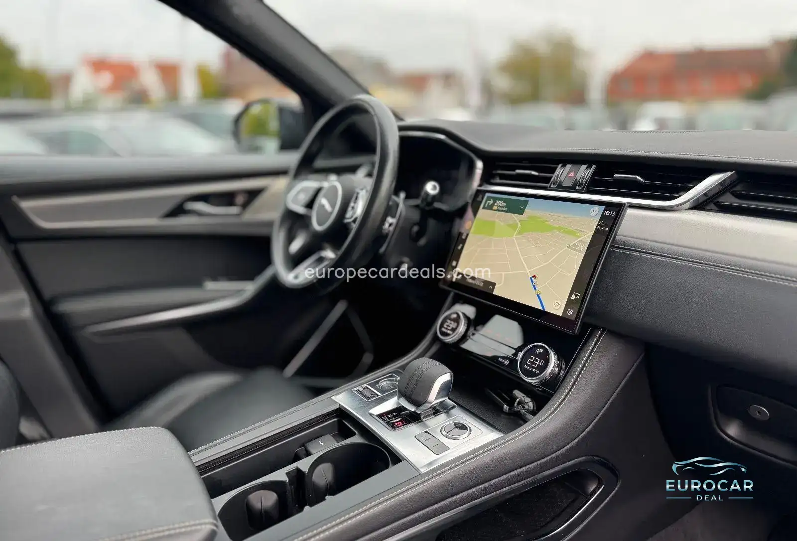 Jaguar F-Pace
