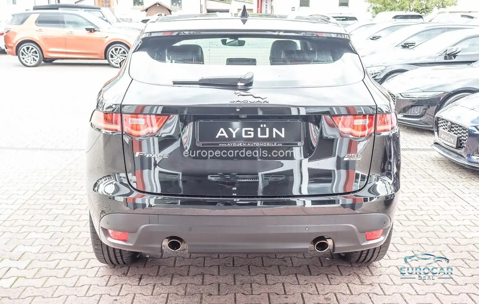 Jaguar F-Pace