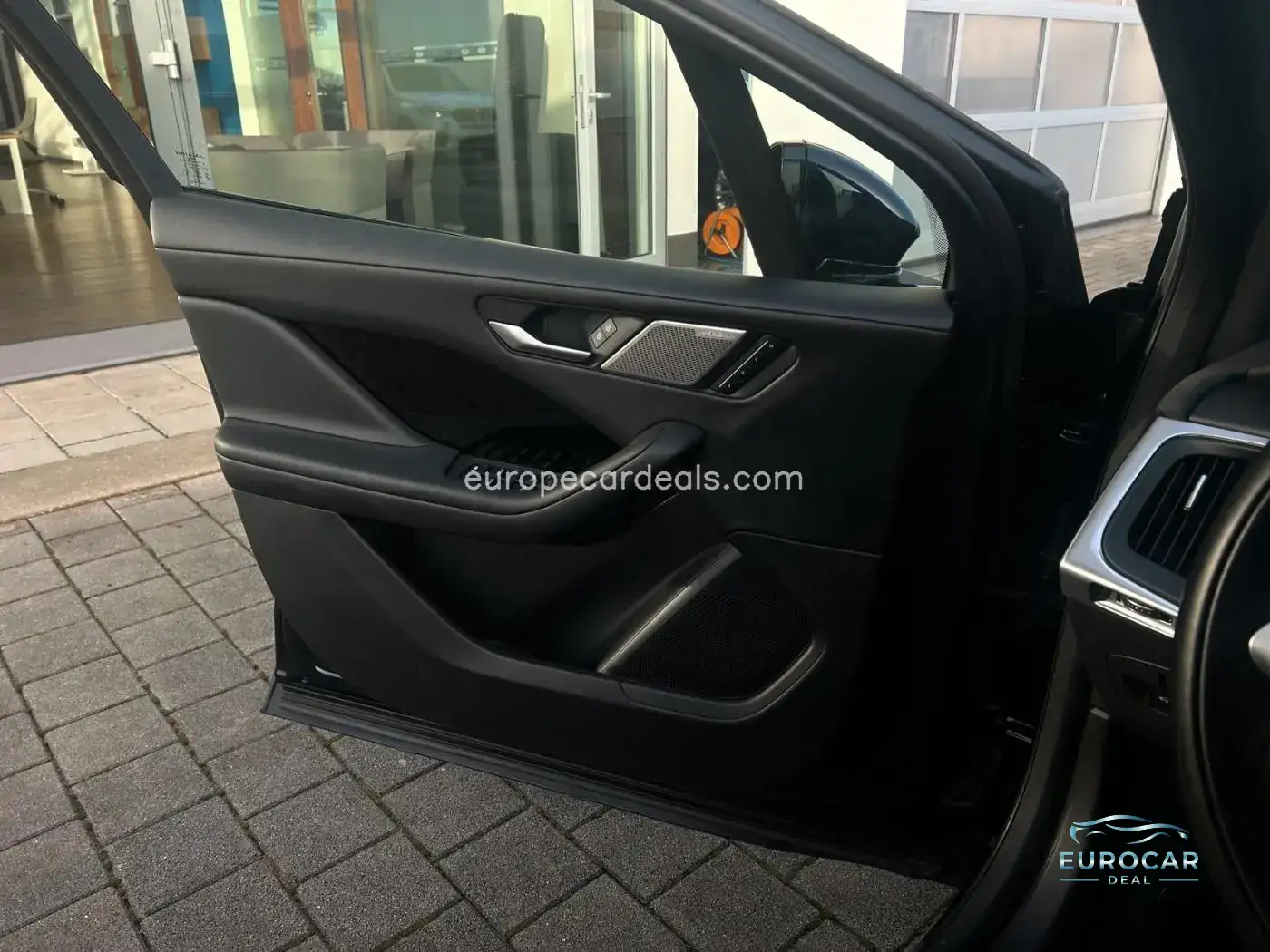 Jaguar I-Pace