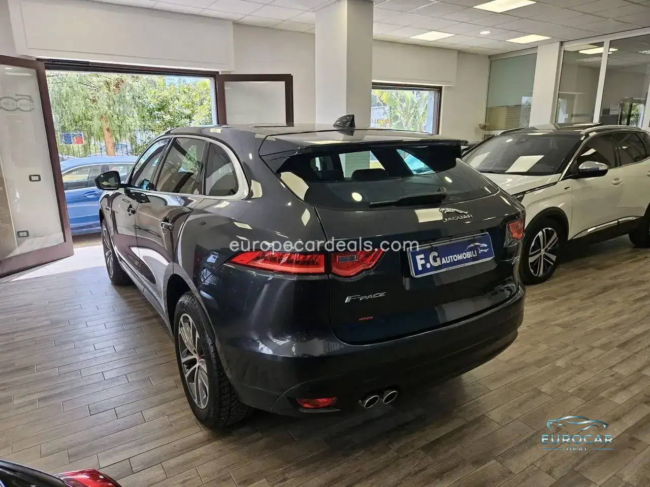 Jaguar F-Pace