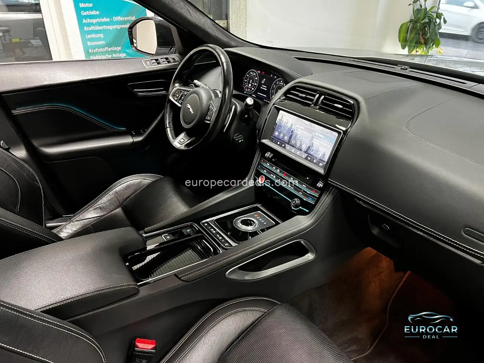 Jaguar F-Pace