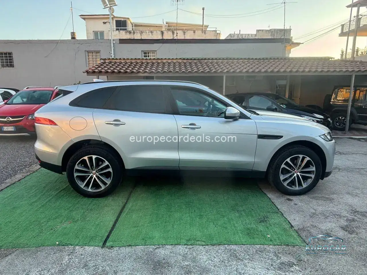 Jaguar F-Pace