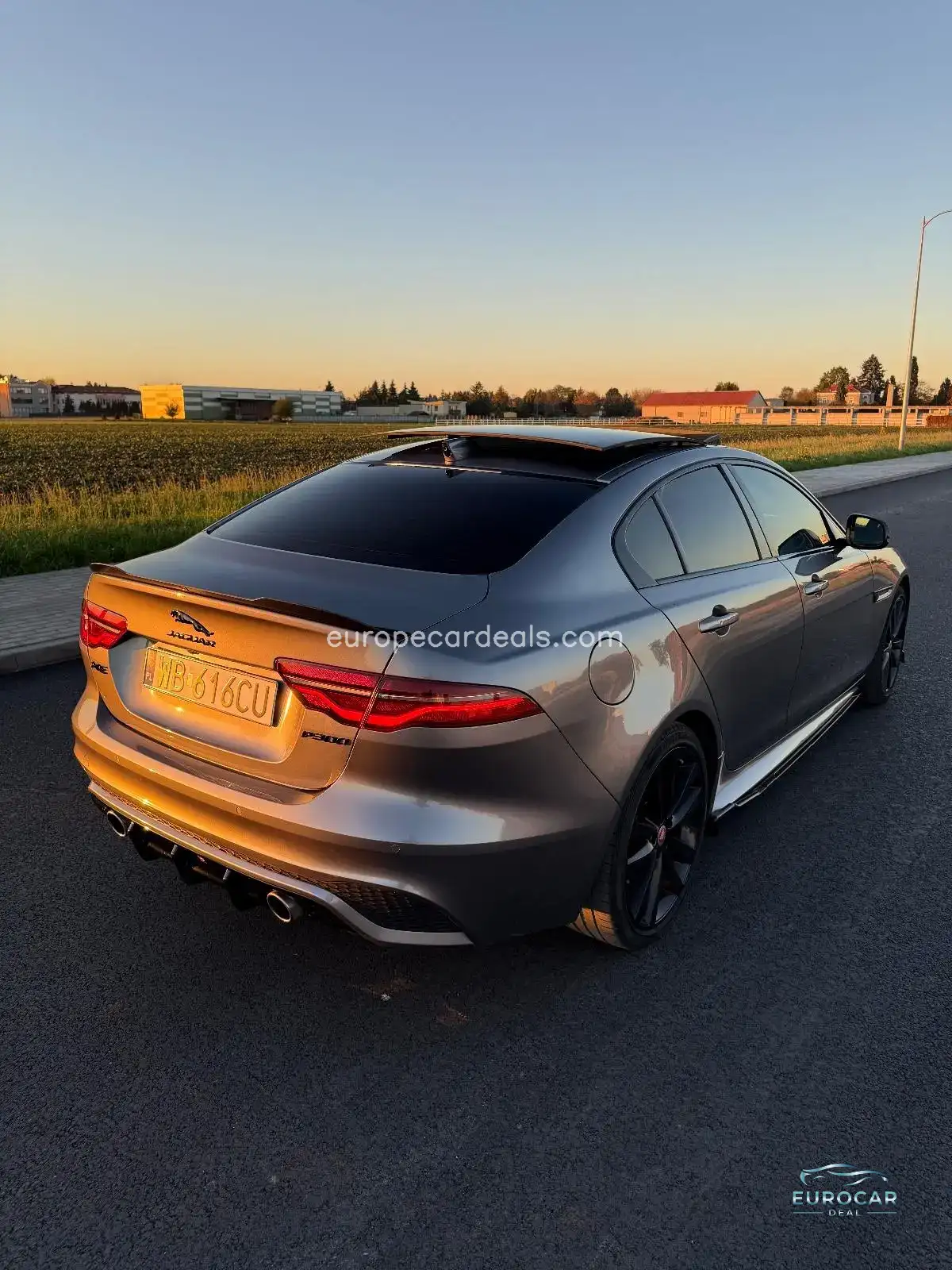 Jaguar XE