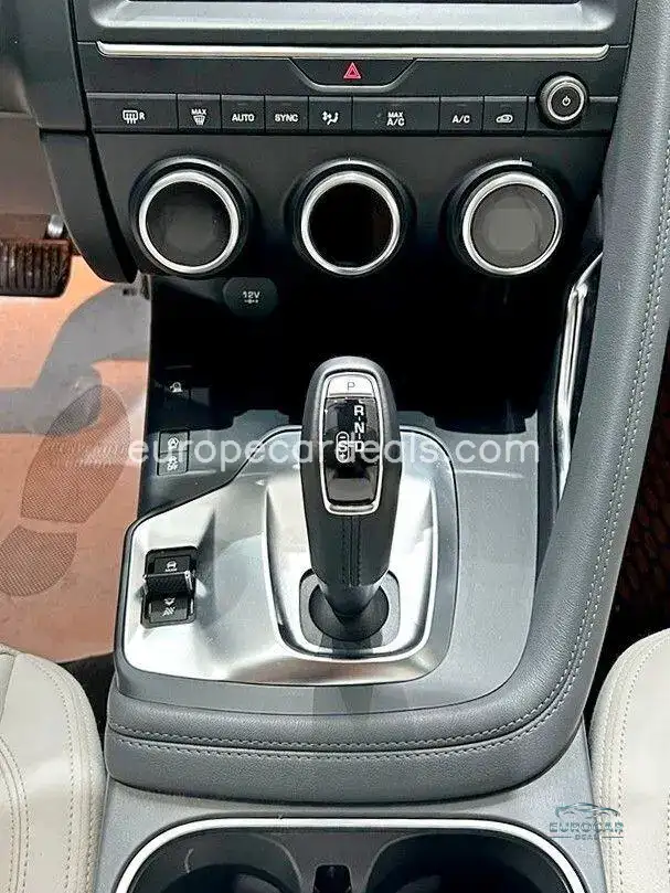 Jaguar E-Pace