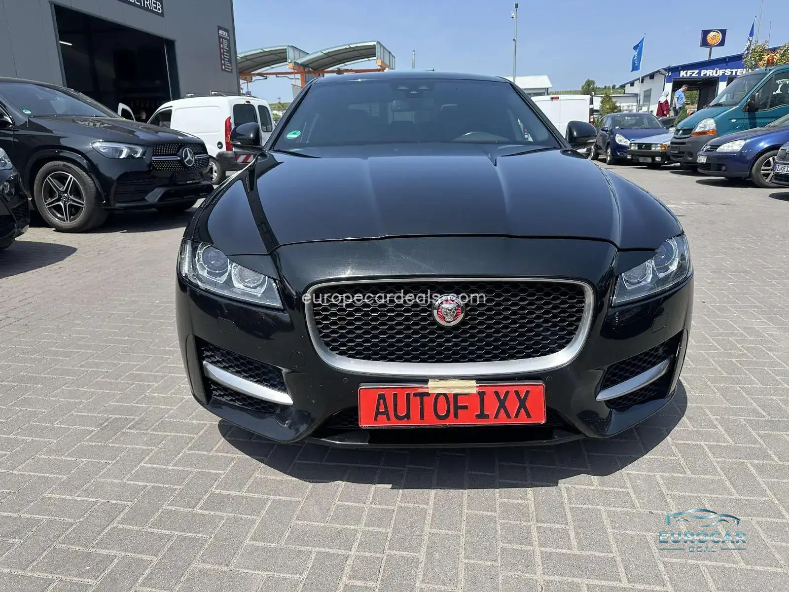 Jaguar XF