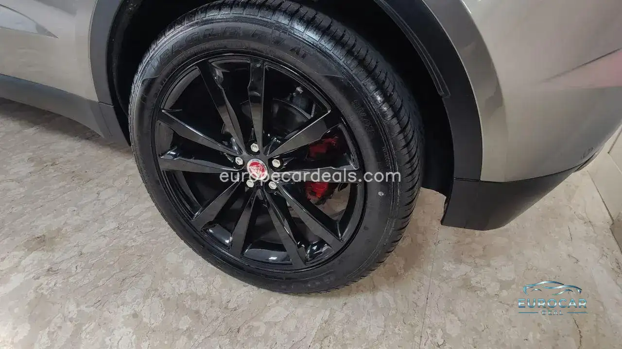 Jaguar E-Pace