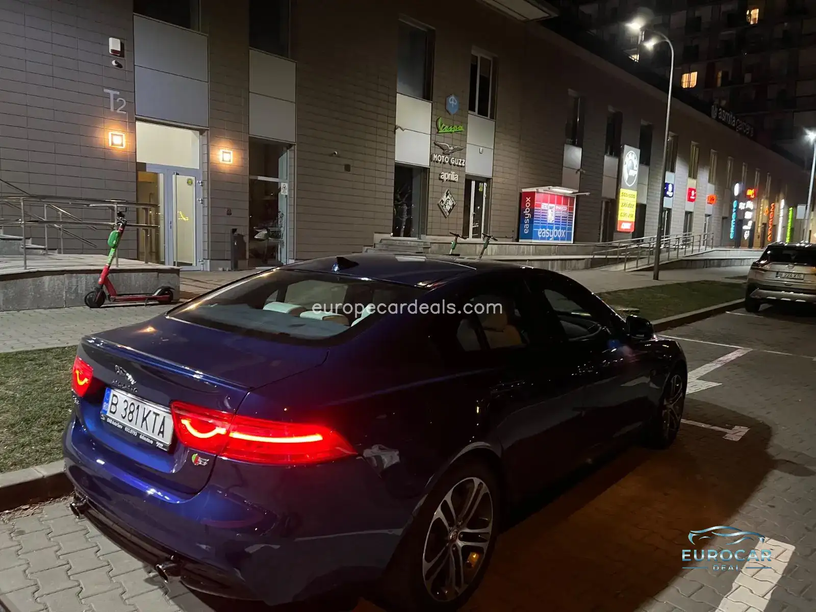 Jaguar XE