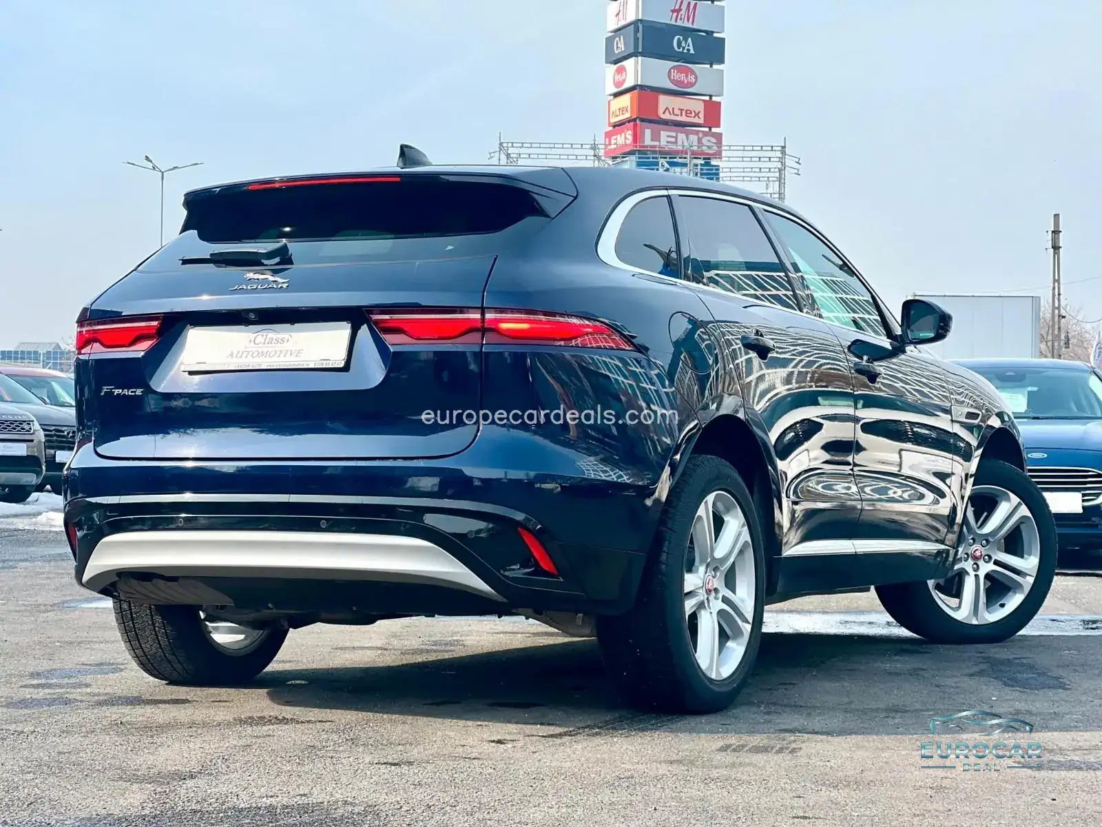 Jaguar F-Pace