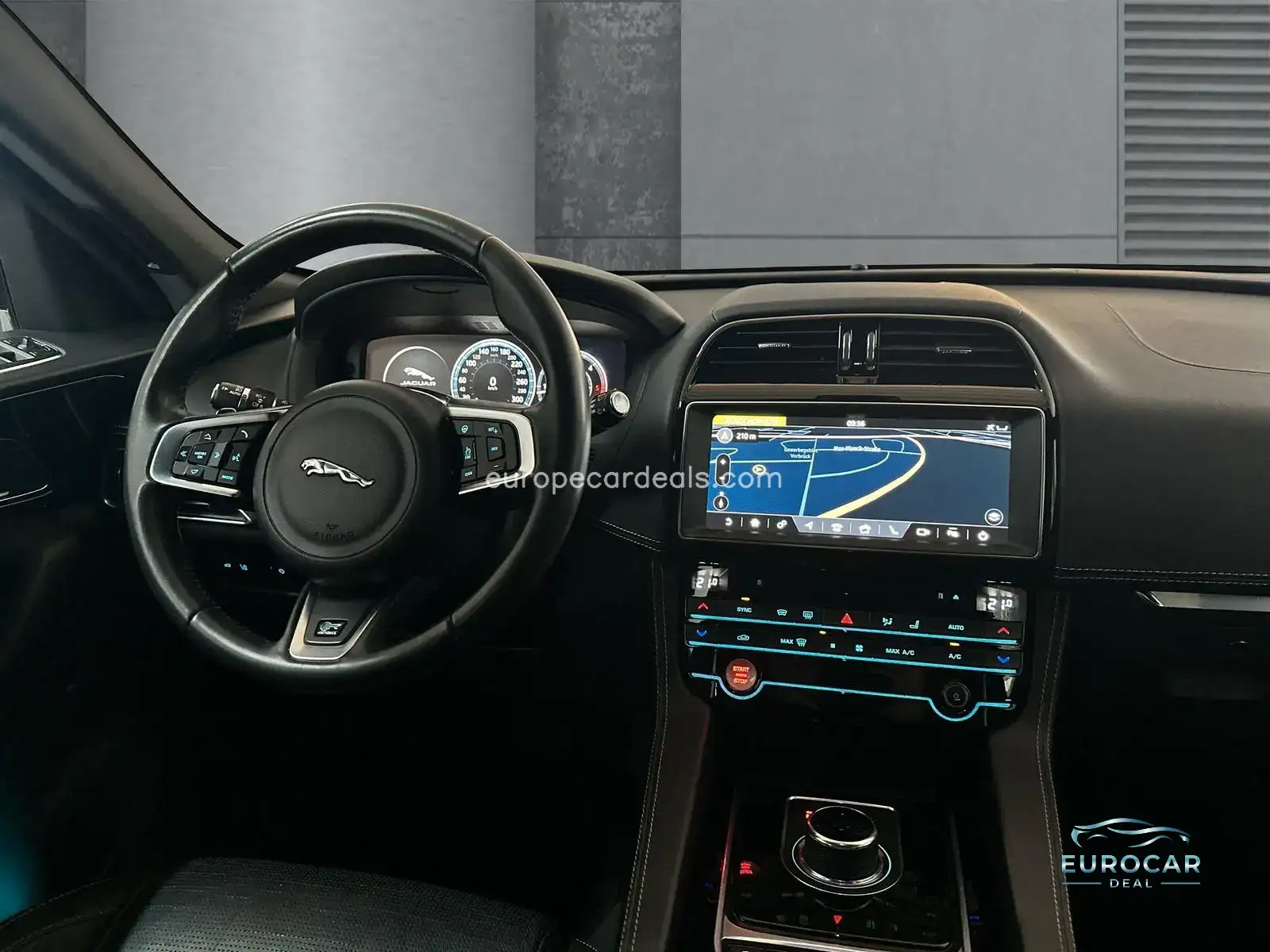 Jaguar F-Pace