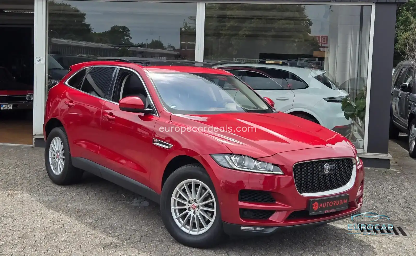 Jaguar F-Pace