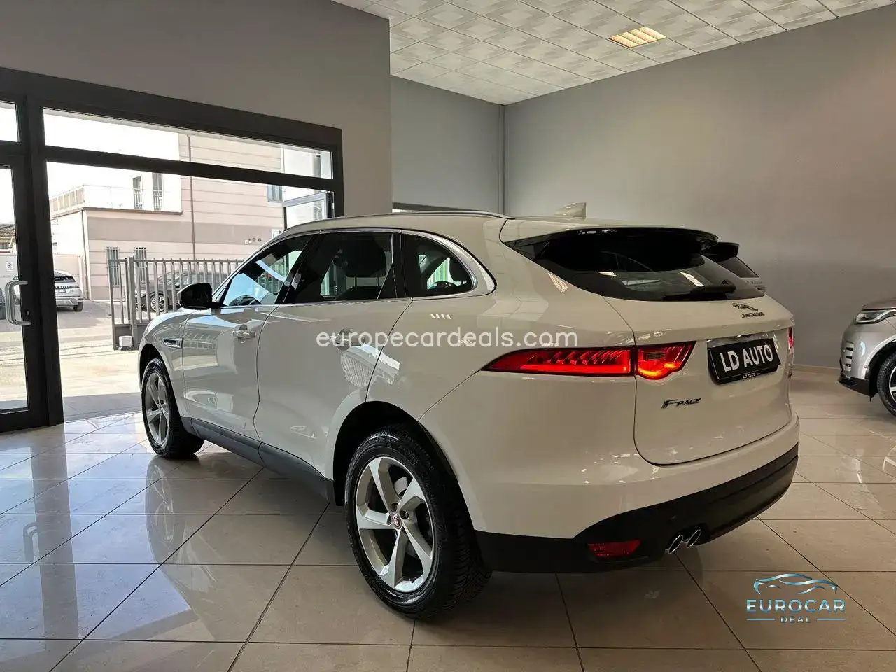 Jaguar F-Pace
