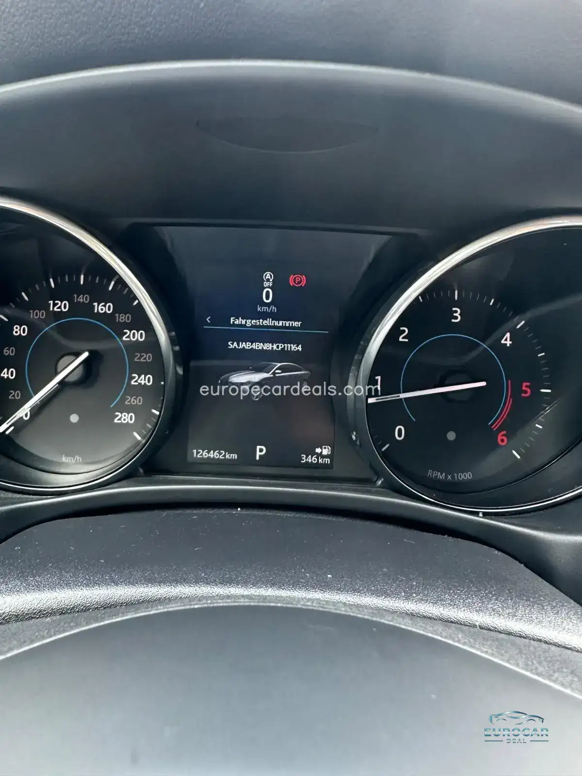 Jaguar XE