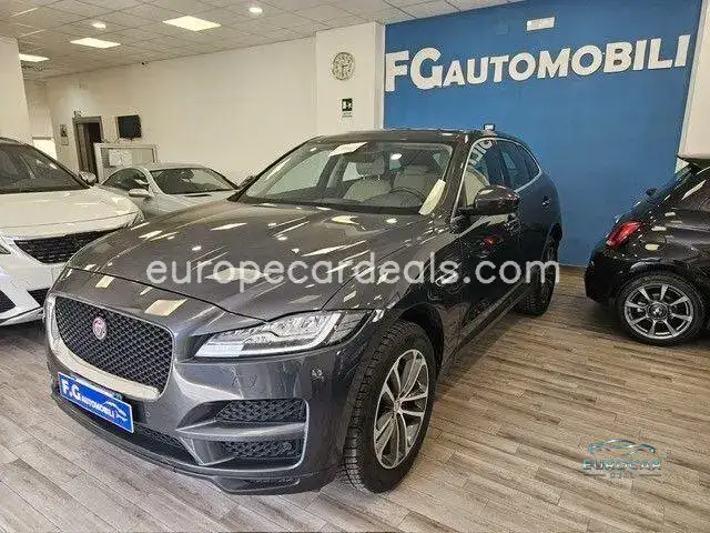 Jaguar F-Pace