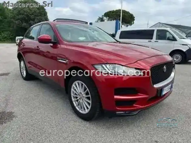 Jaguar F-Pace
