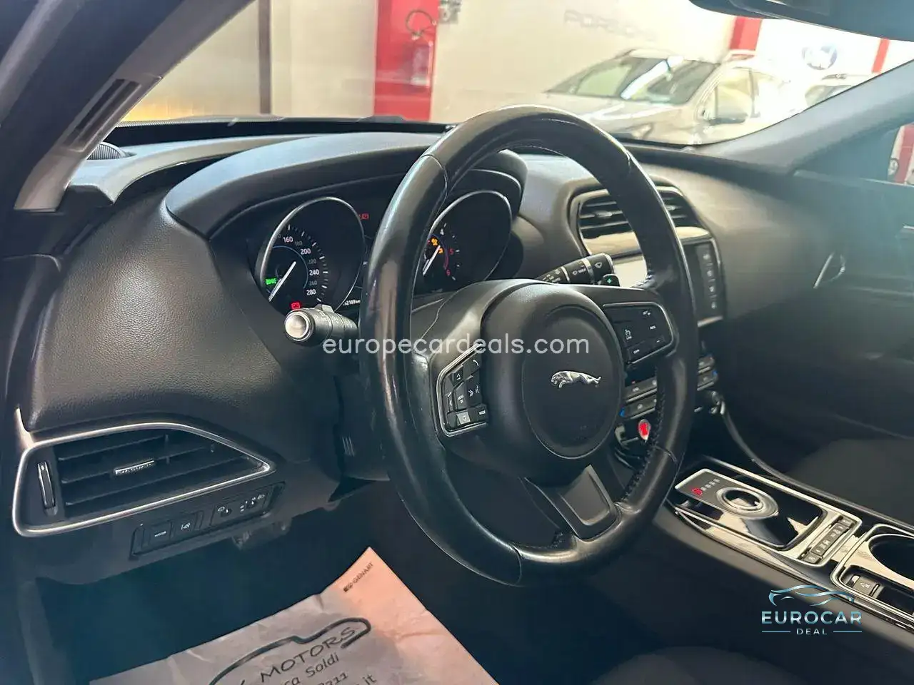 Jaguar XE