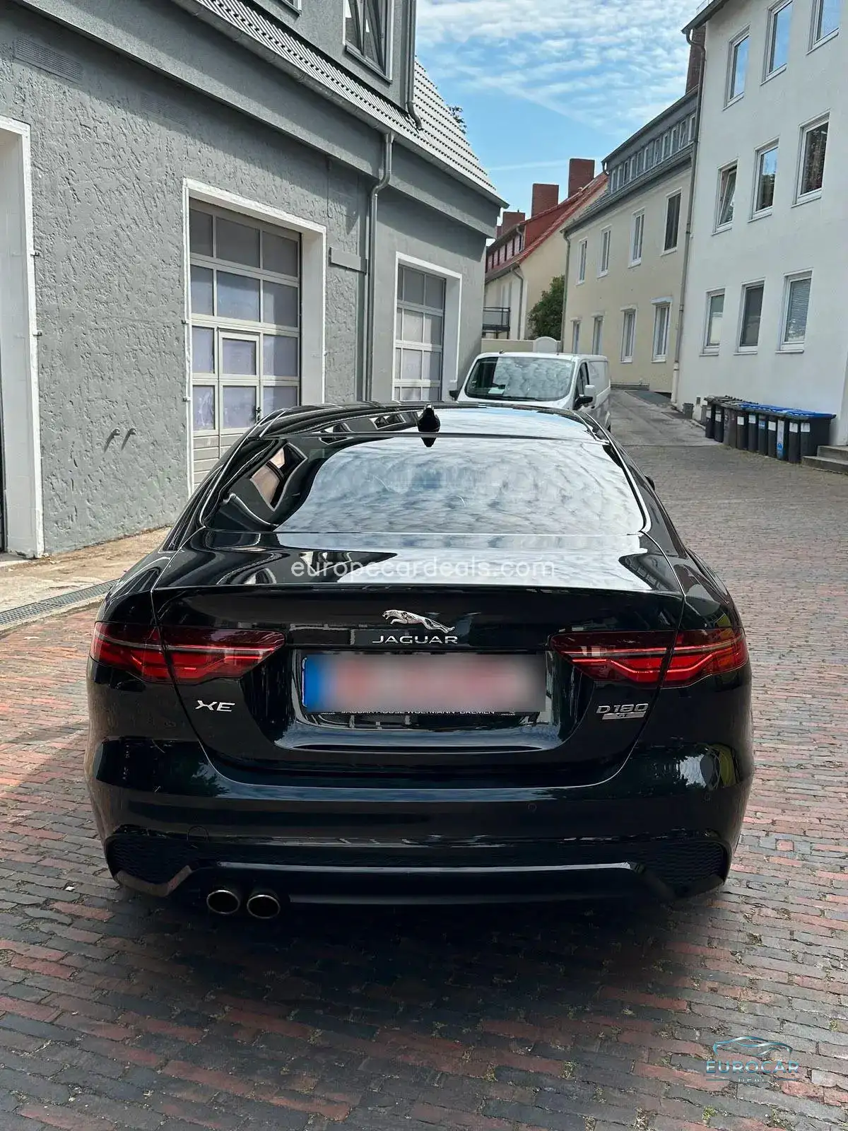 Jaguar XE