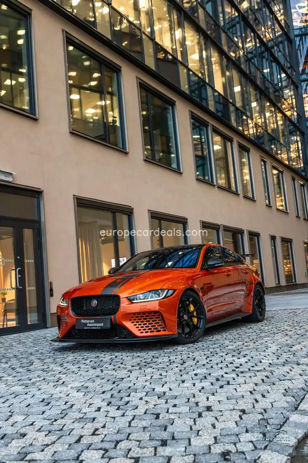 Jaguar XE