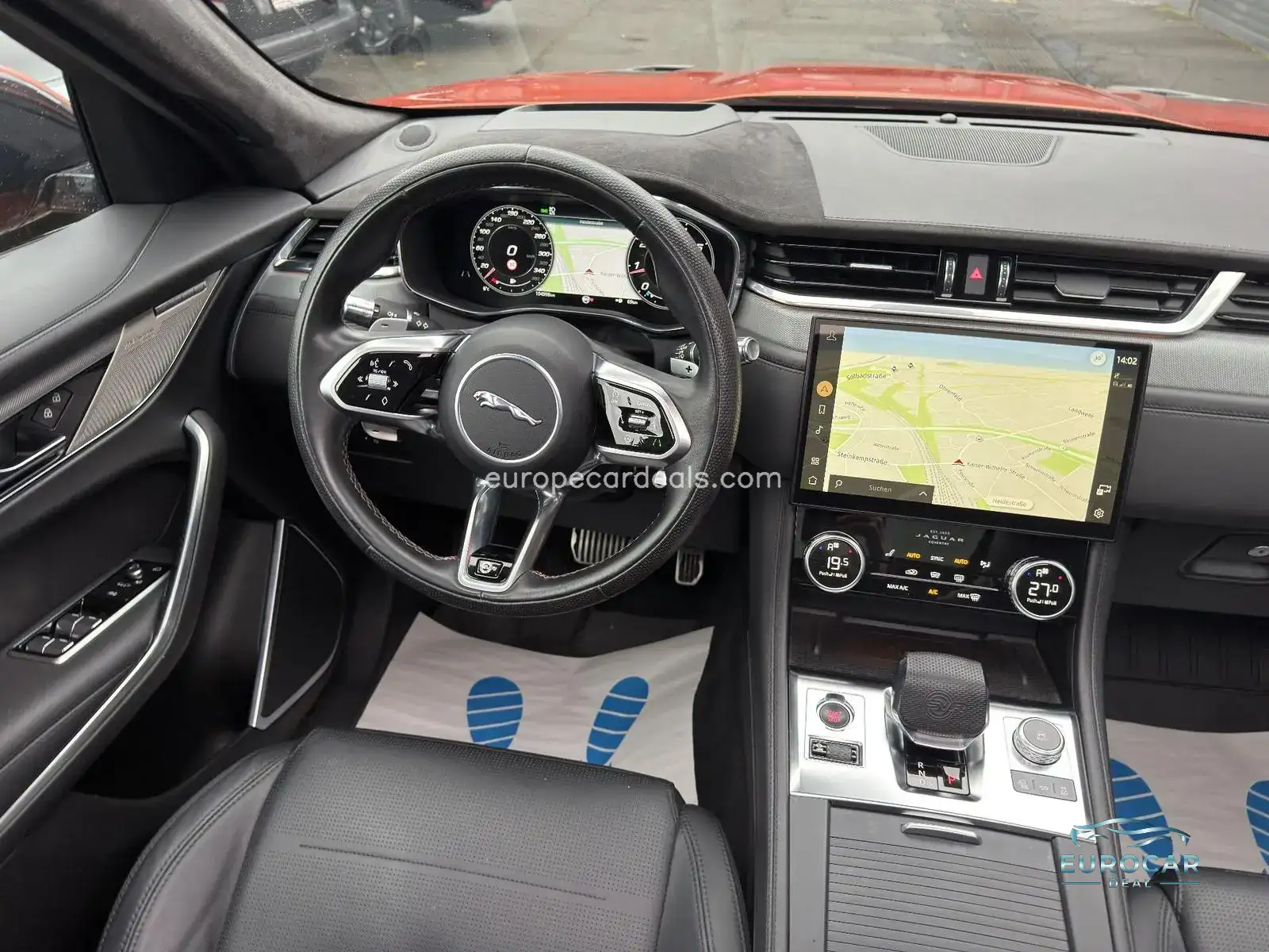 Jaguar F-Pace