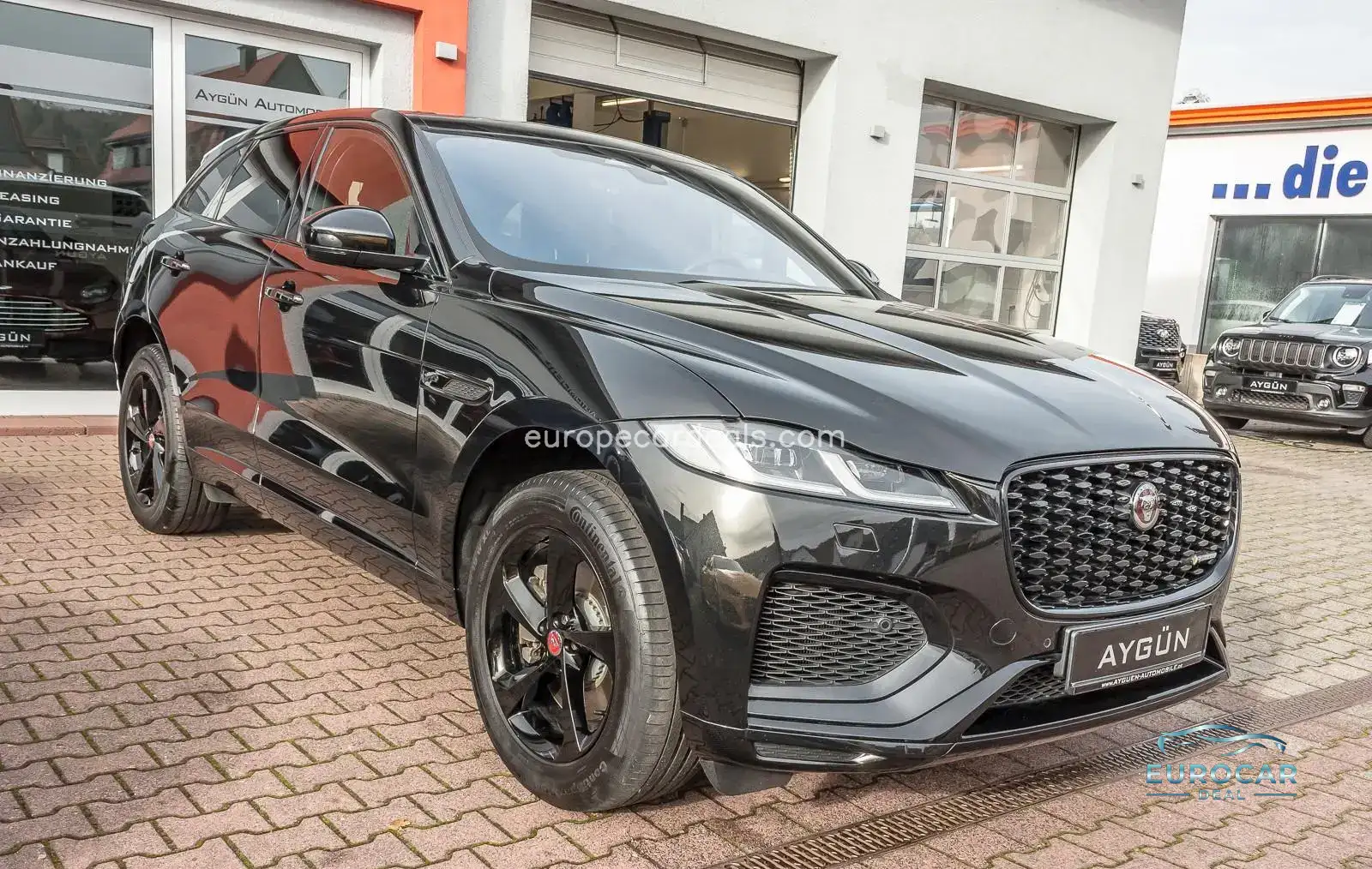 Jaguar F-Pace