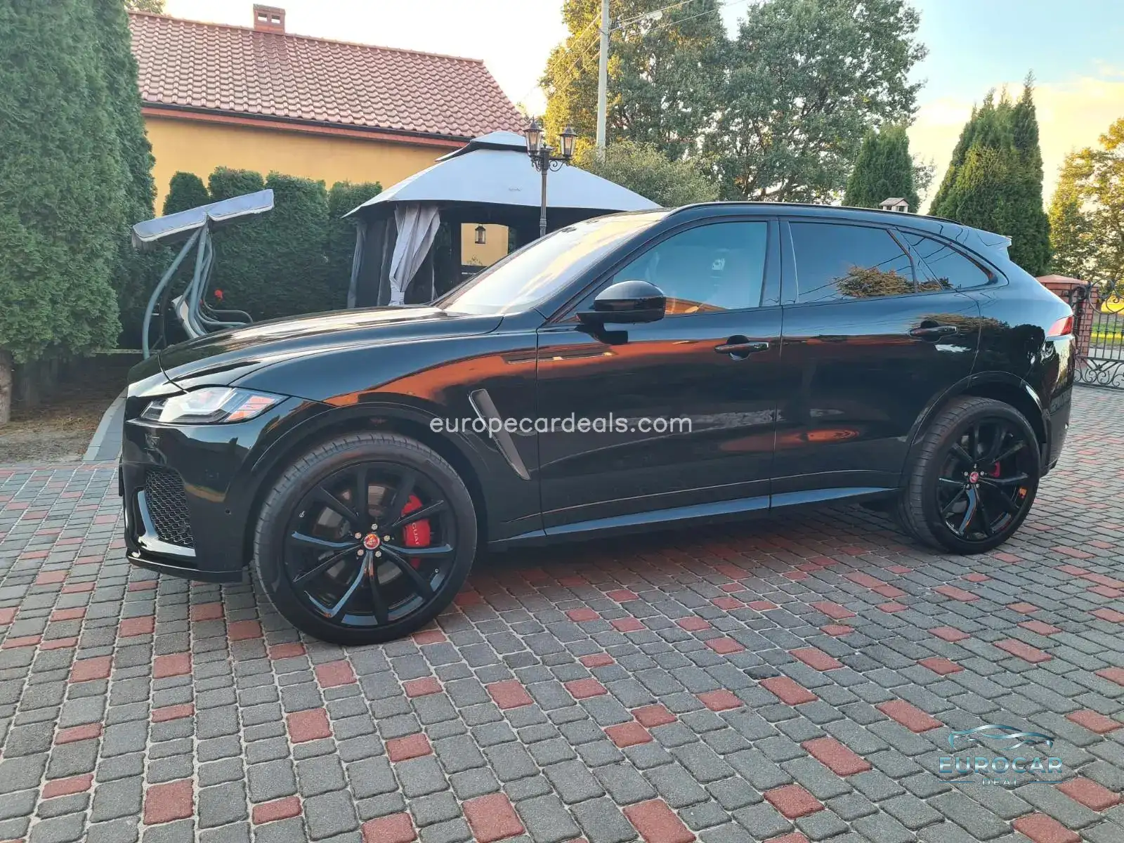 Jaguar F-Pace