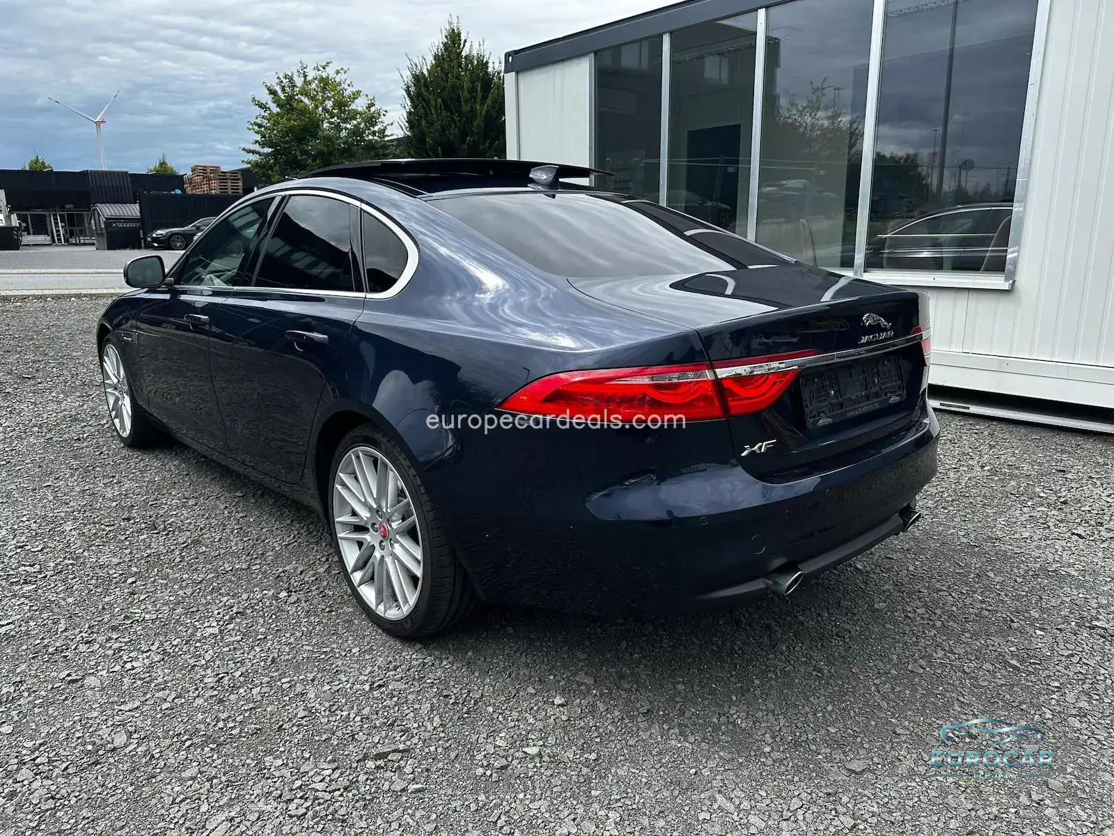 Jaguar XF