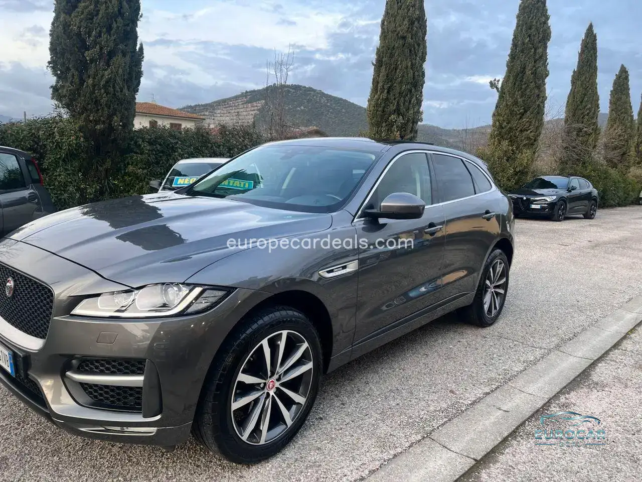 Jaguar F-Pace
