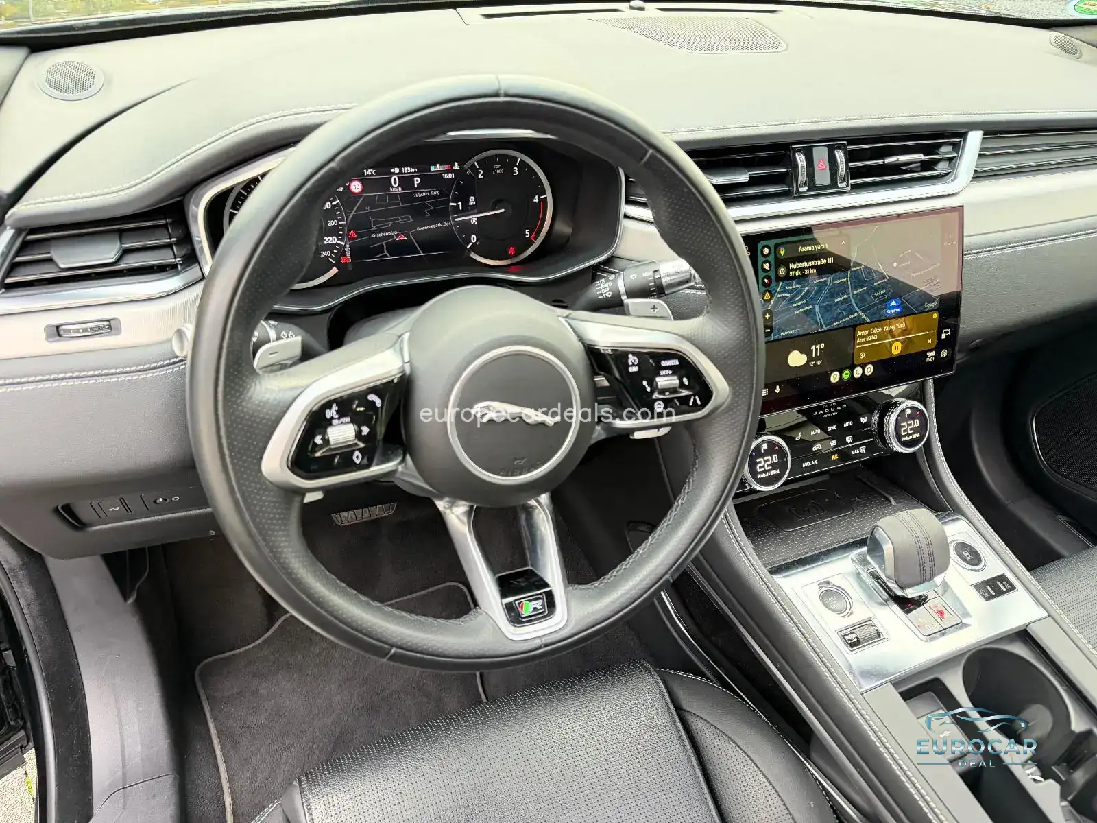 Jaguar F-Pace