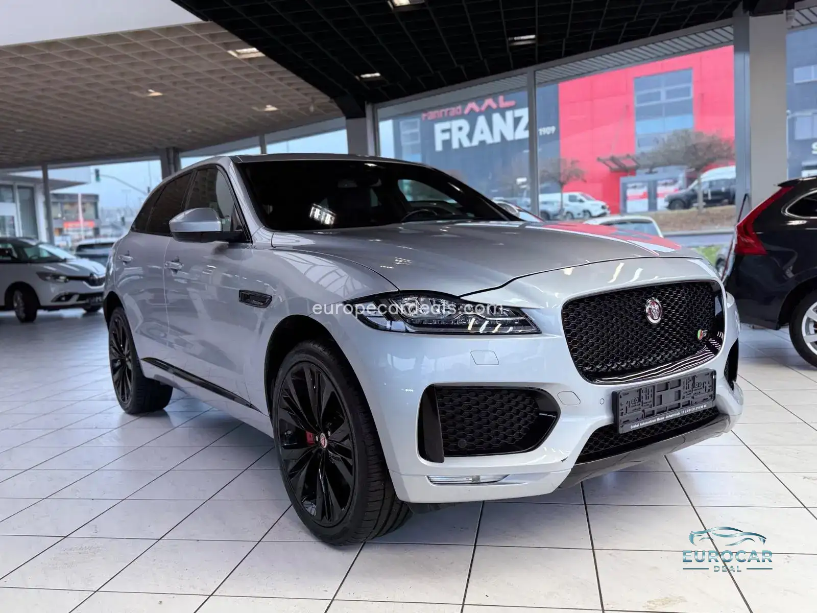 Jaguar F-Pace