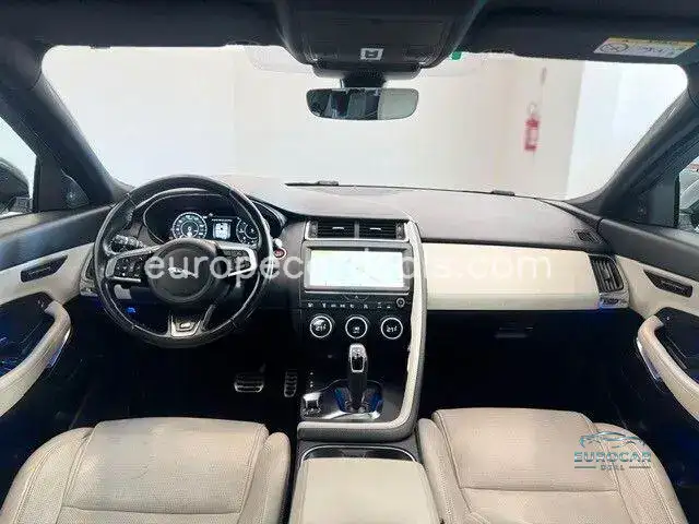 Jaguar E-Pace