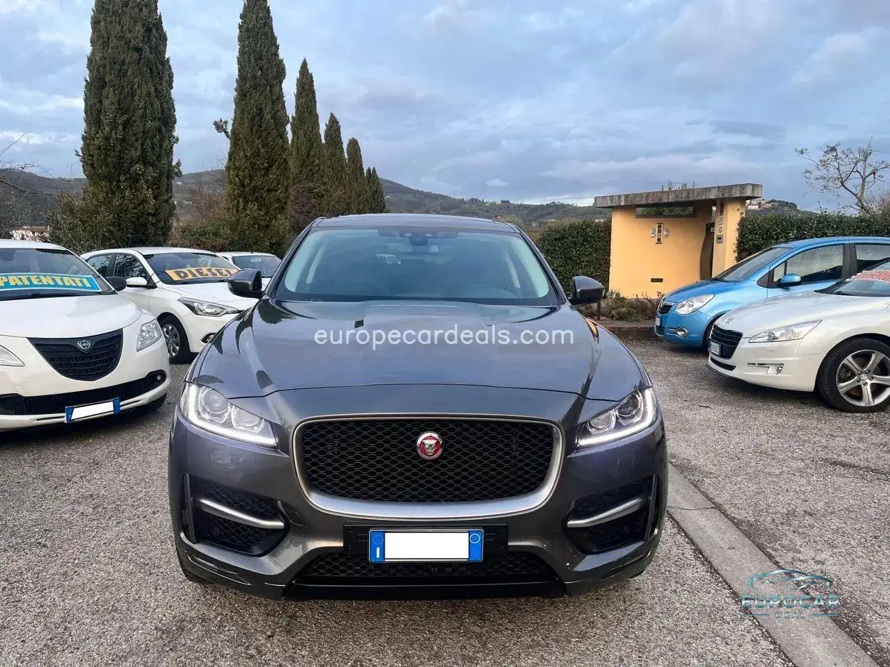 Jaguar F-Pace
