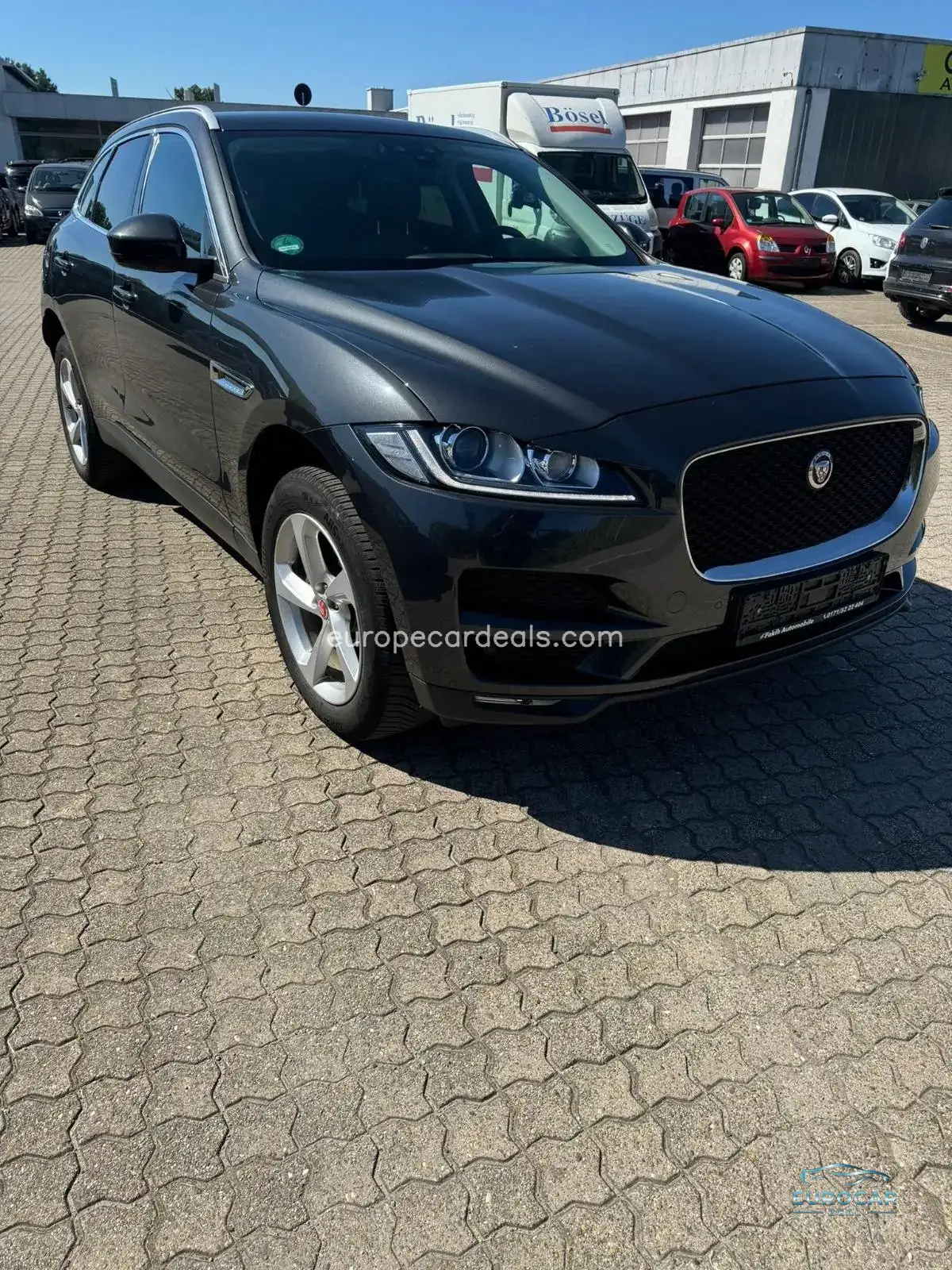 Jaguar F-Pace