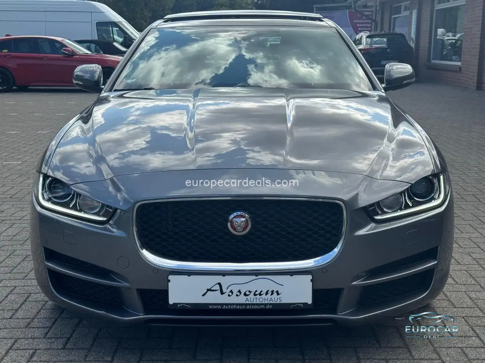 Jaguar XE
