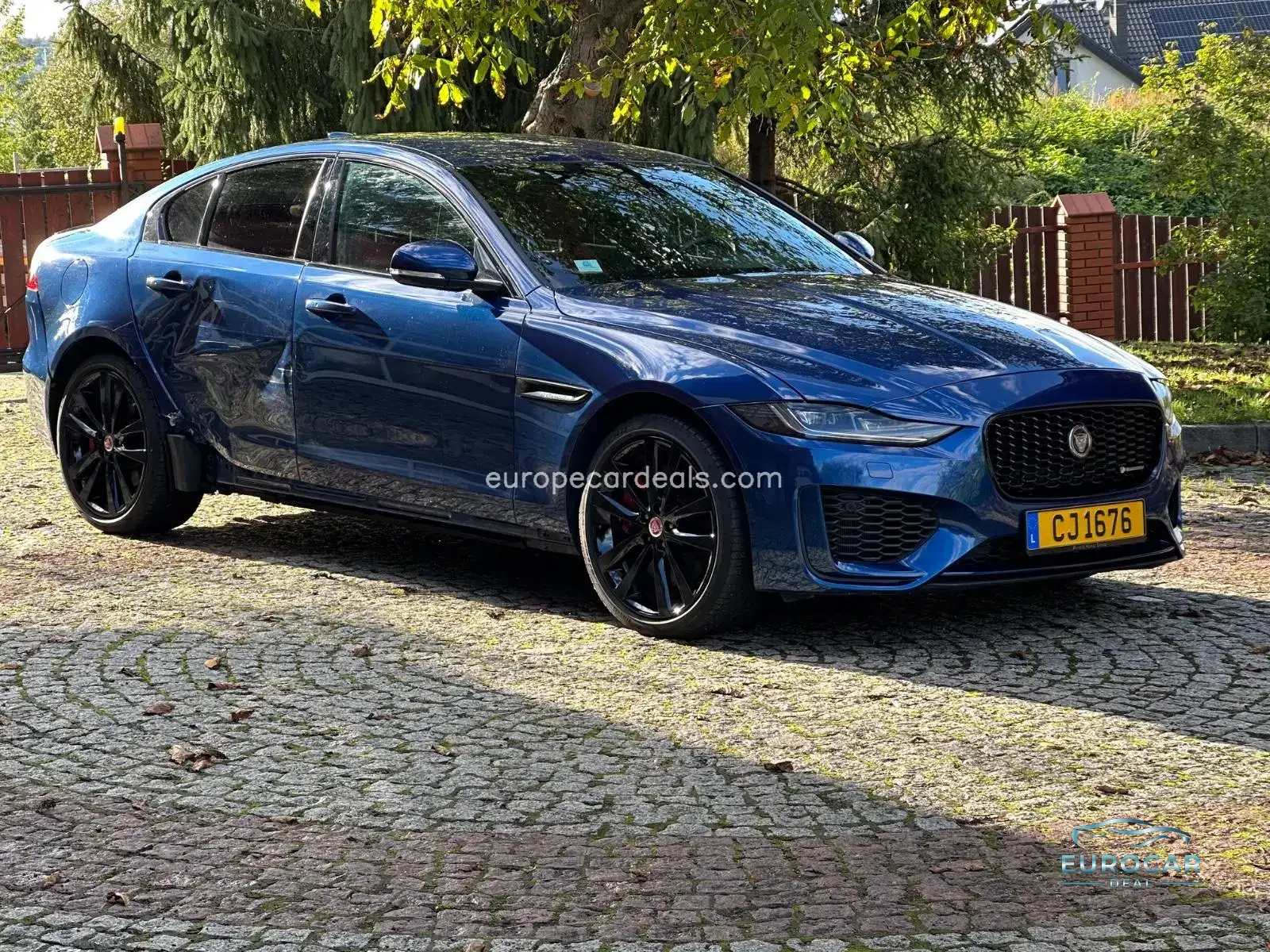 Jaguar XE