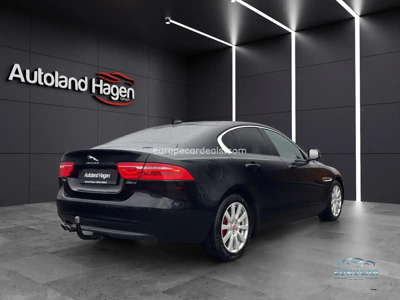 Jaguar XE