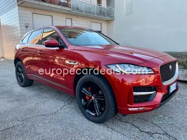 Jaguar F-Pace