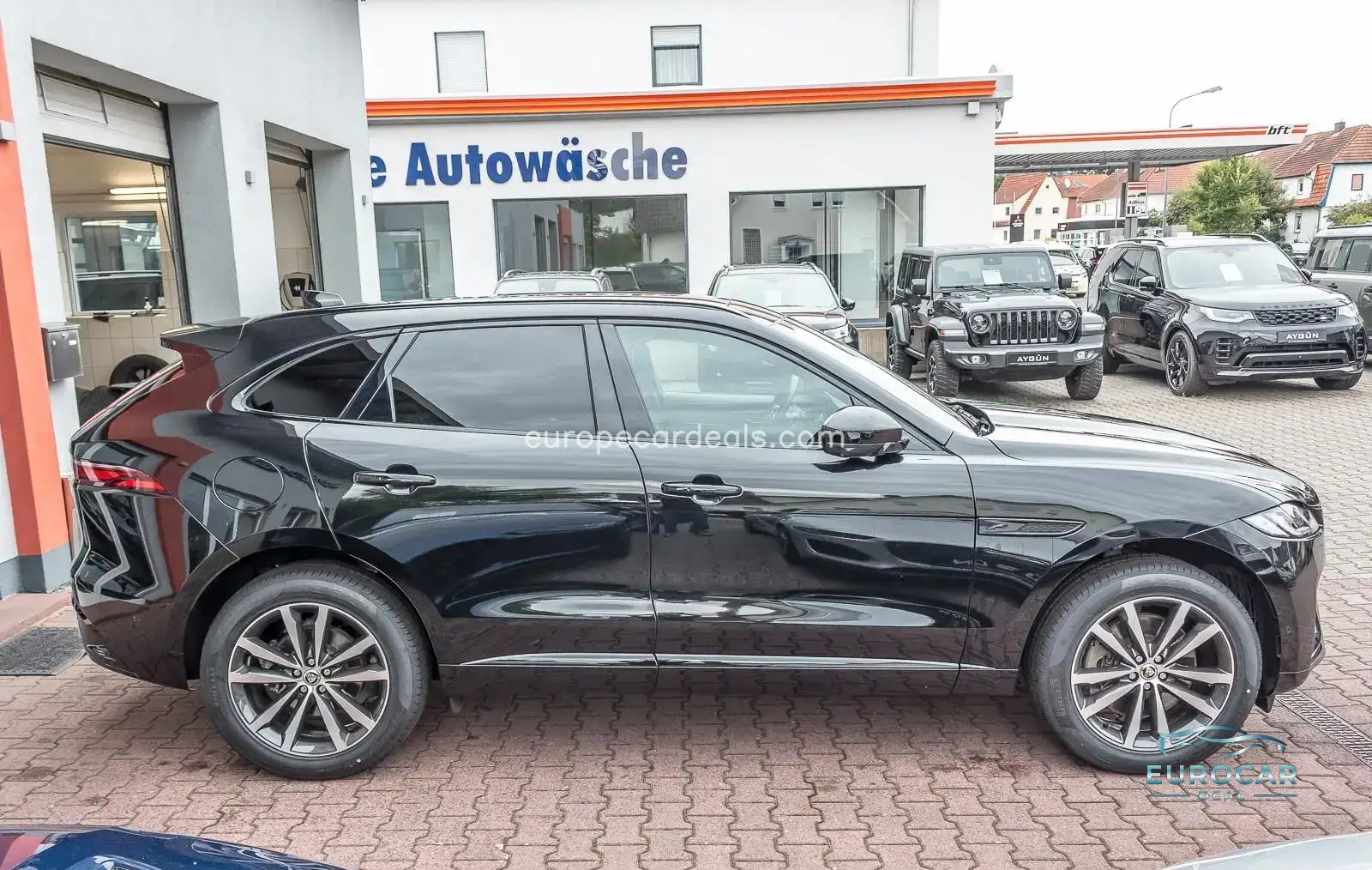 Jaguar F-Pace